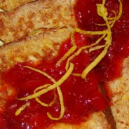 French Toast with Homemade Strawberry Sauce – Recipe
